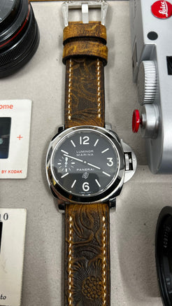 Leather Watch Straps in 24mm, best Watch bands and strap in United State, Handmade Leather Watch band watch, wristwatch Band, Apple Watch Band, Engraving Watch Straps and Watch Buckle, Panerai Watch Band, Bell and Ross Watch Straps in 22mm
