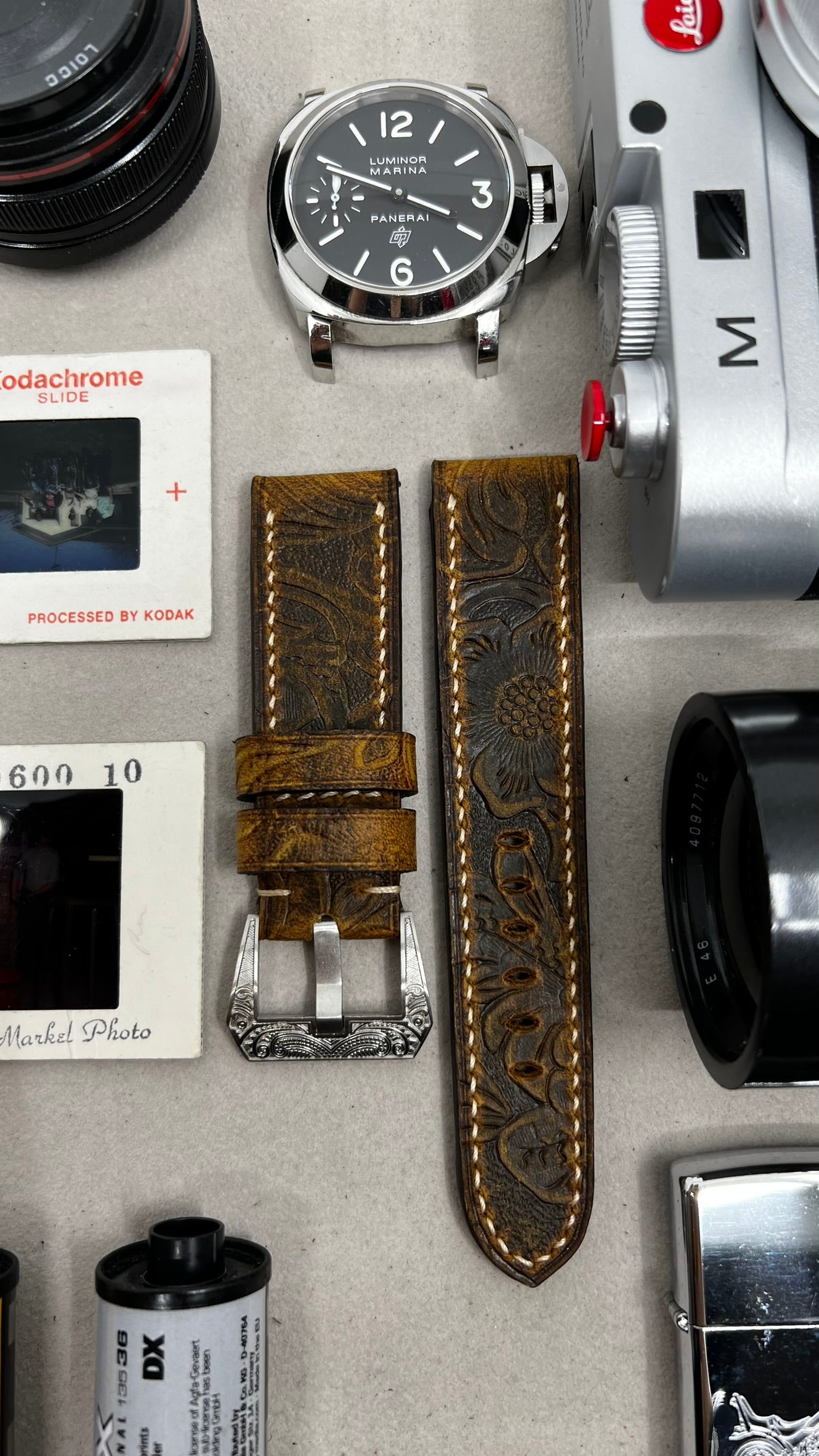 Leather Watch Straps in 24mm, best Watch bands and strap in United State, Handmade Leather Watch band watch, wristwatch Band, Apple Watch Band, Engraving Watch Straps and Watch Buckle, Panerai Watch Band, Bell and Ross Watch Straps in 22mm