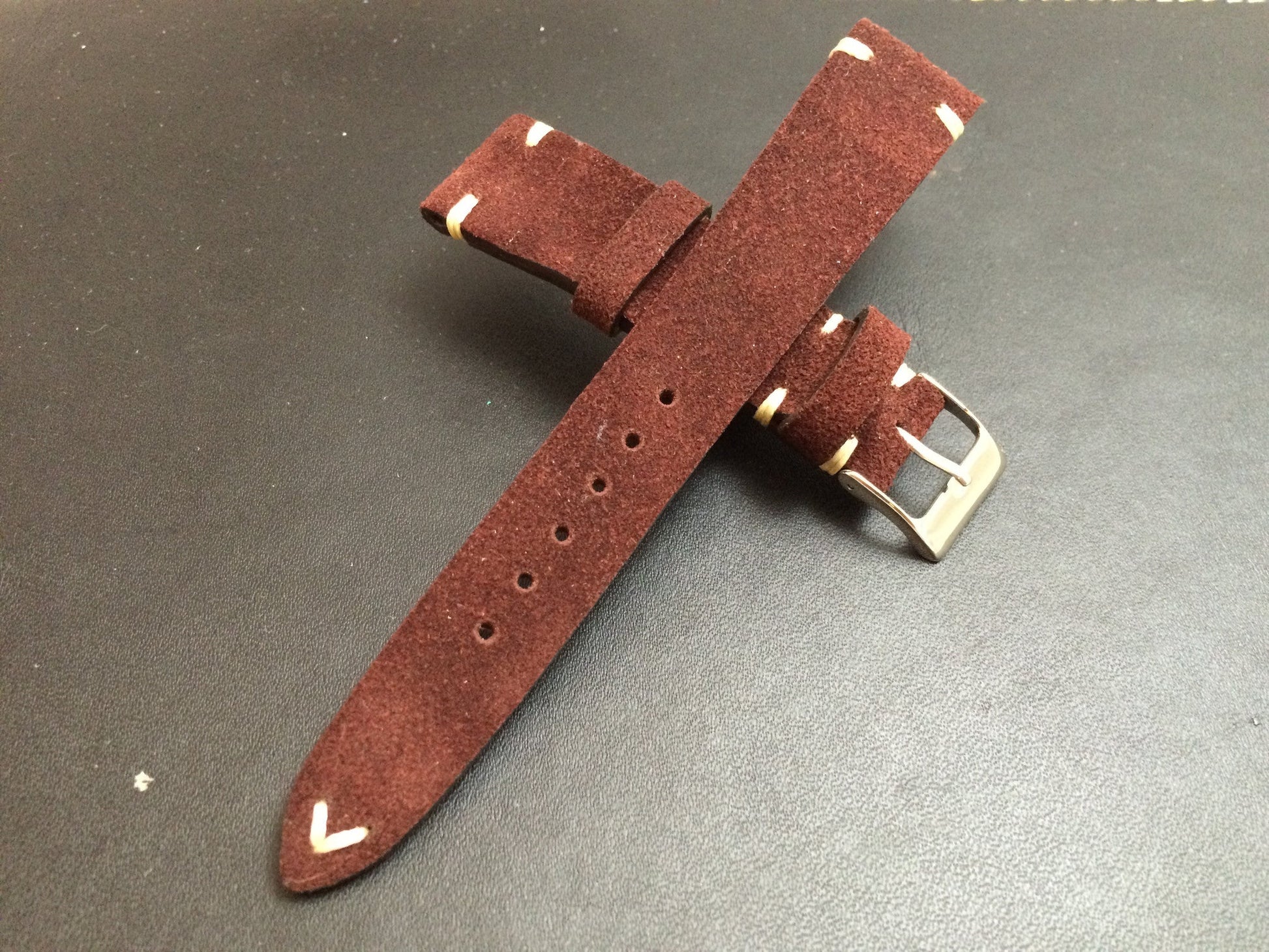 Wristwatch Band in Suede leather, lug width 20mm Cream White Stitching, Vintage Leather Watch Band - Eternitizzz-Watch-Straps