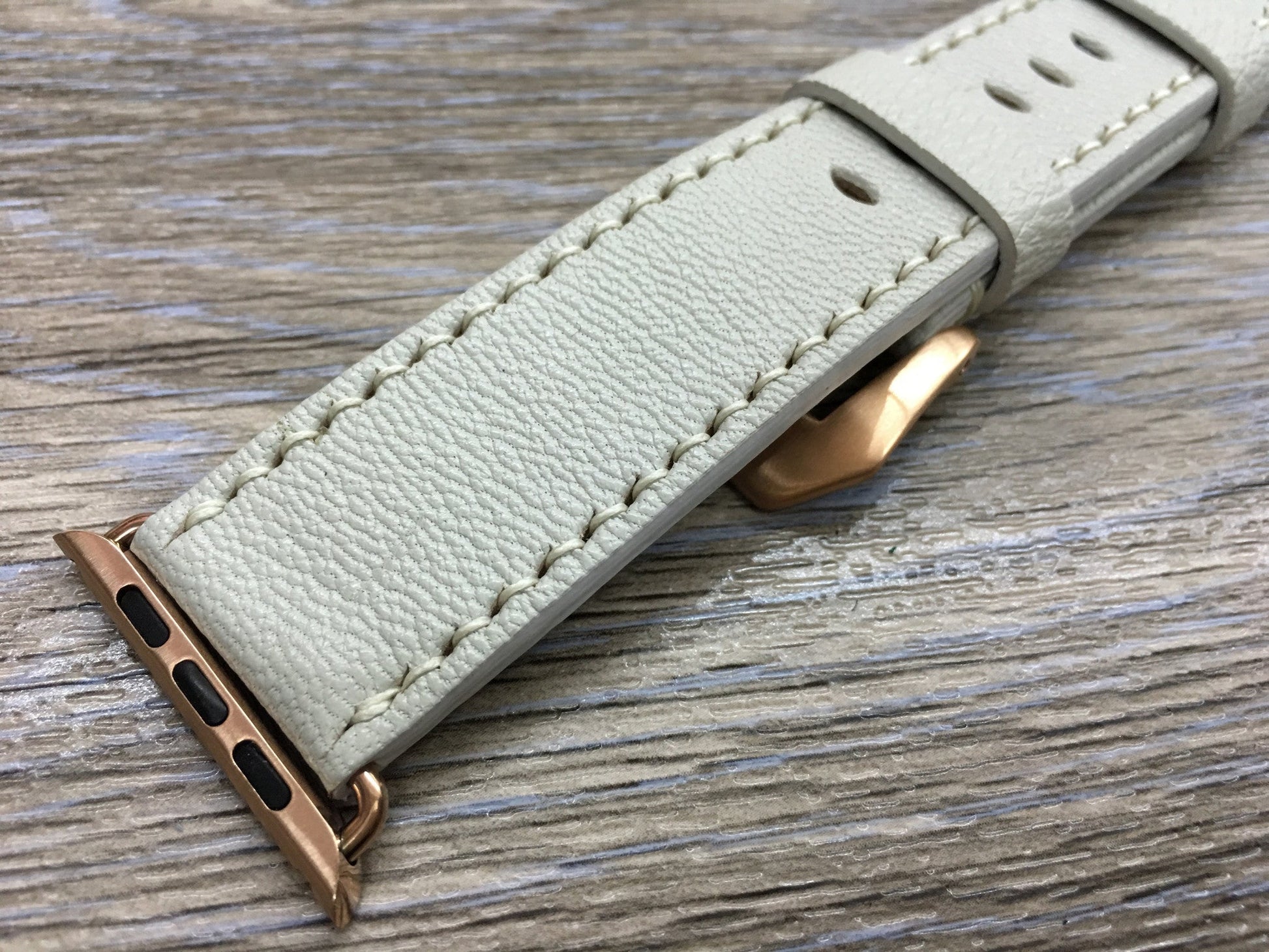 Apple Watch Series 5, Apple Watch 44mm 38mm, Apple Watch Bands, 42mm 40mm, Cream White Leather Watch Strap, Iwatch watch band - eternitizzz-straps-and-accessories