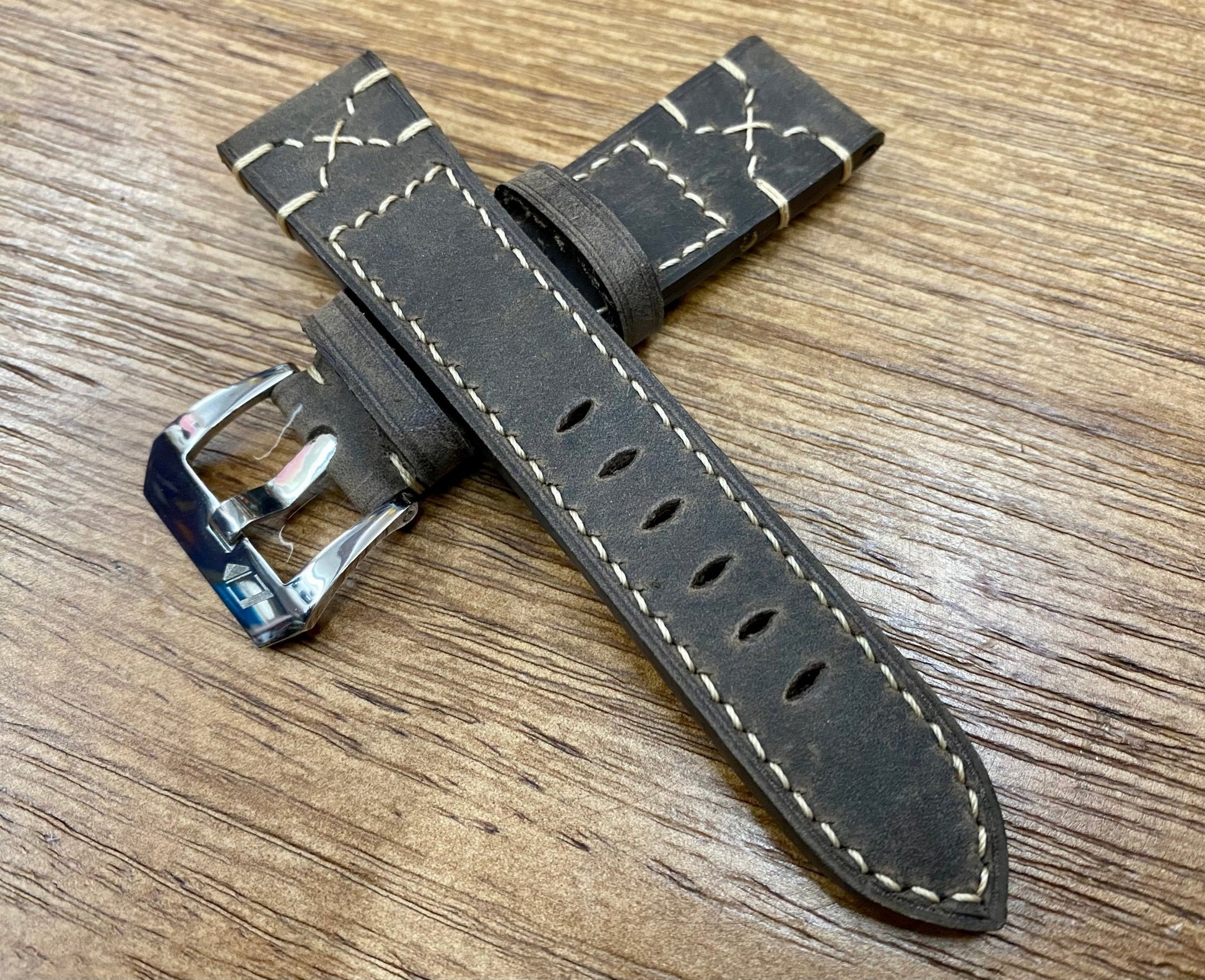 Handmade Leather Watch Strap 22mm lug, 20mm, 24mm, Personalised Vintage Brown Leather Watch Band, Custom Luxury Birthday Gift for him