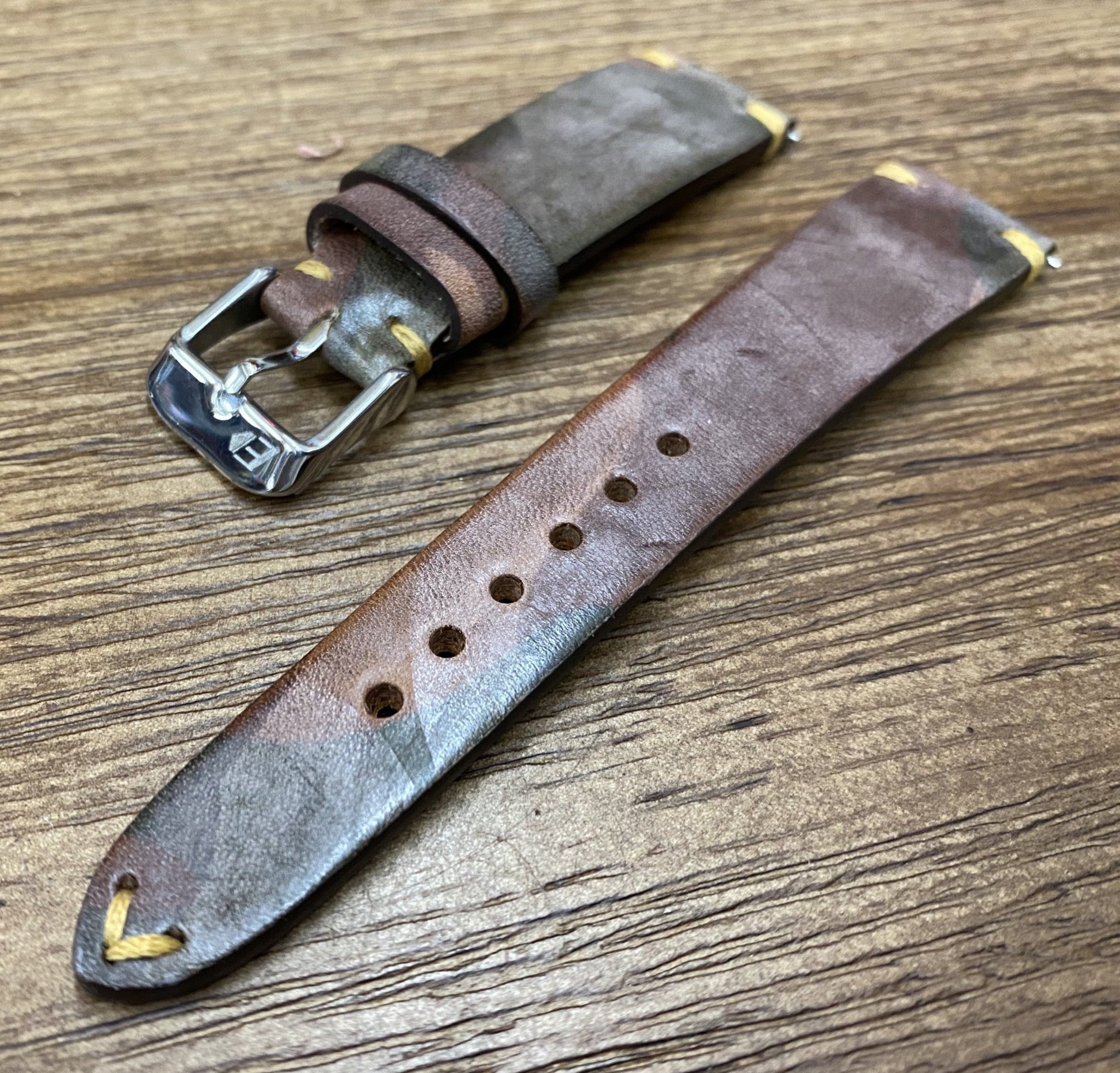 Watch Strap in Ghost Camouflage Brown leather, Watch Band 20mm 19mm, Leather Mens Wrist Watchband replacement, Watchstraps