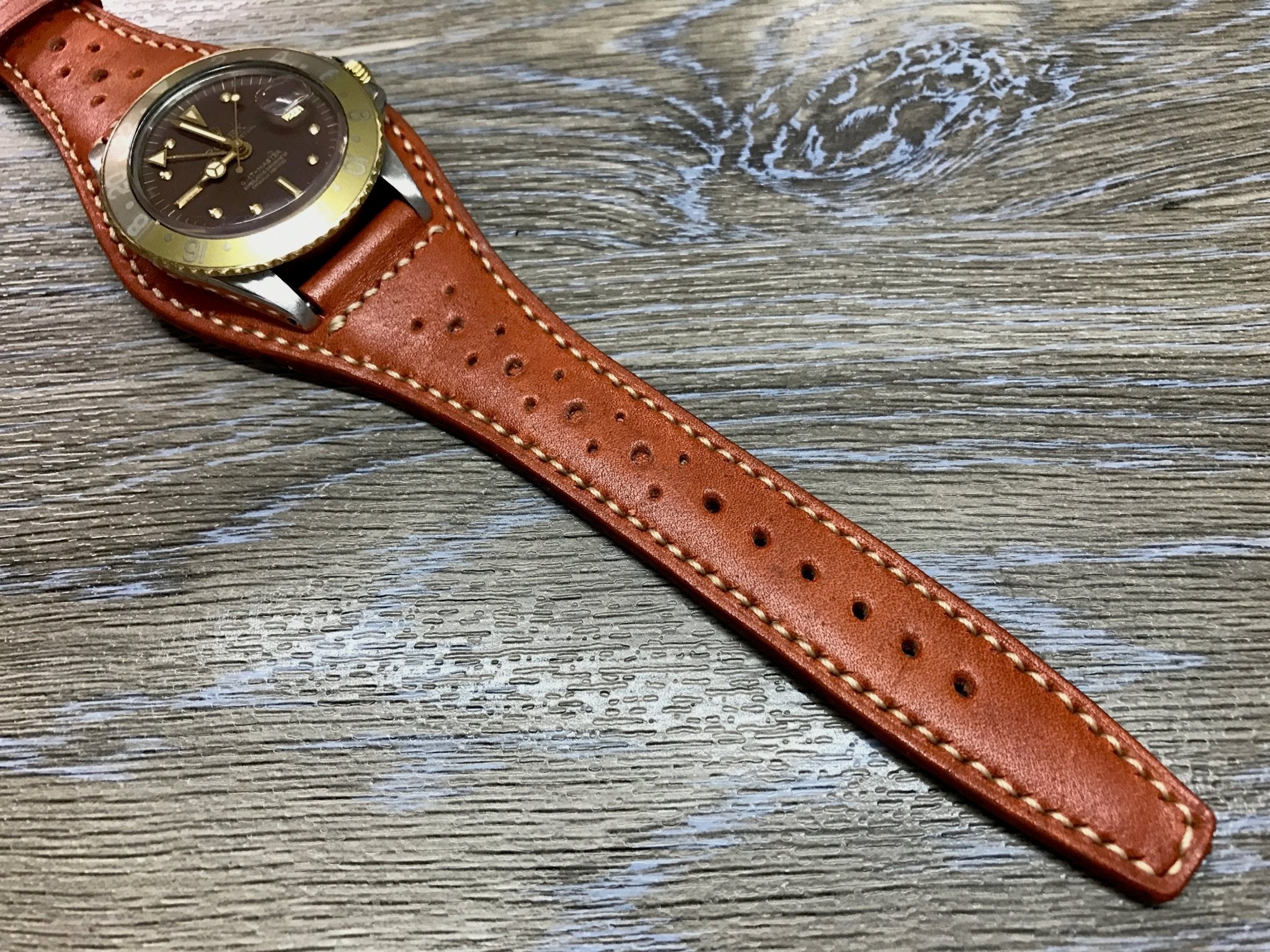 Tudor bund strap hotsell