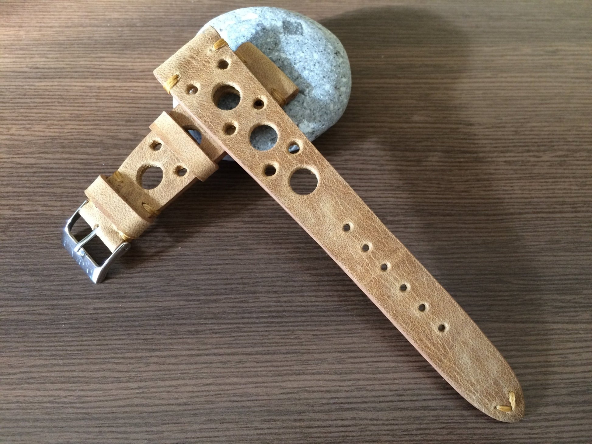 Rally & Racing Watch straps, 20mm Beige watch straps, Leather watch band, 18mm 19mm and 20mm watch band, FREE SHIPPING - eternitizzz-straps-and-accessories