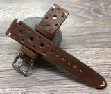 Leather Watch Band that handmade by Hong Kong Artisan and using Europe Import premium leather materials. Excellent Craftsmanship.